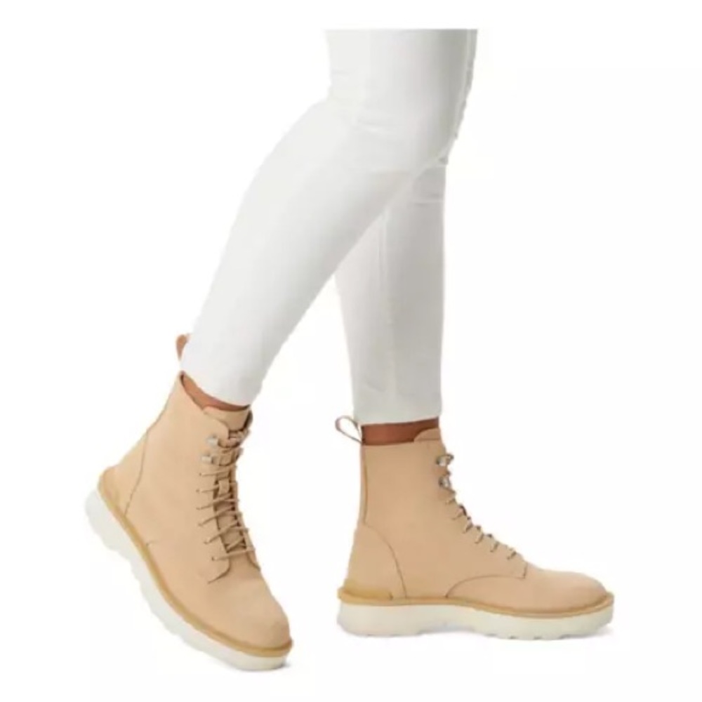 NWT Sorel Hi-Line lace boots ceramic chalk